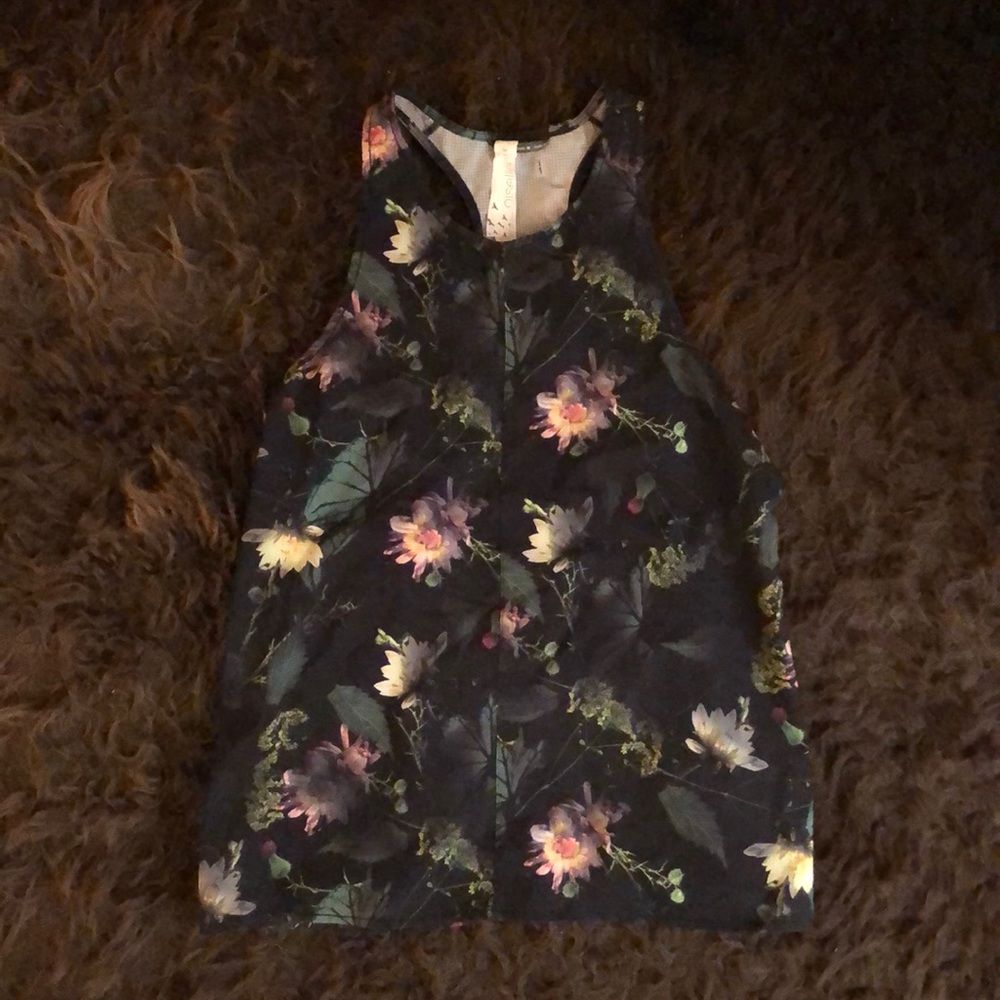 Racerback sport tank with flower pattern